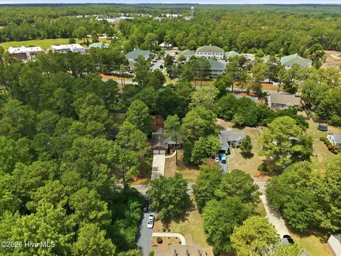 View/Area - 2405 Longleaf Dr W, Pinehurst, NC 28374 photo 3 of 3