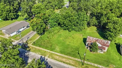 201 Martin Luther King St, Rowland, NC 28383