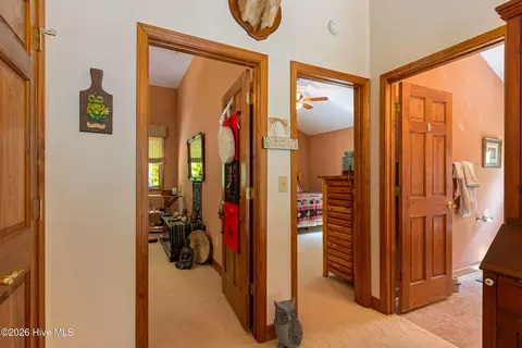 Entry Way - 390 Timberwood Hills Rd, Murphy, NC 28906 photo 8 of 10
