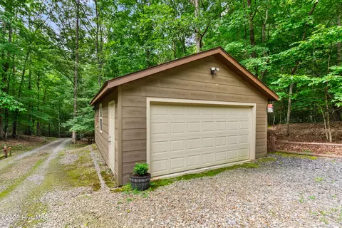 Exterior - 390 Timberwood Hills Rd, Murphy, NC 28906 photo 22 of 27