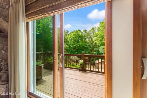 Exterior - 390 Timberwood Hills Rd, Murphy, NC 28906 photo 4 of 27