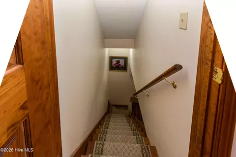 Entry Way - 390 Timberwood Hills Rd, Murphy, NC 28906 photo 9 of 10