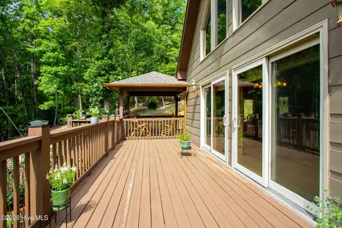 Exterior - 390 Timberwood Hills Rd, Murphy, NC 28906 photo 6 of 27