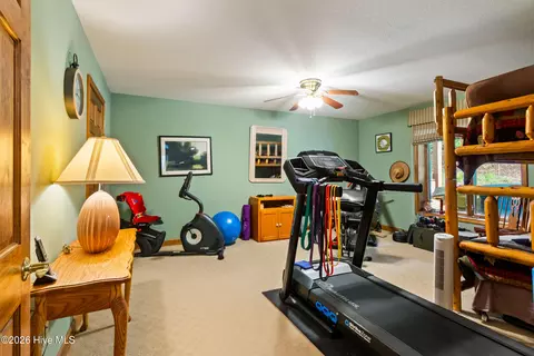 Bedroom - 390 Timberwood Hills Rd, Murphy, NC 28906 photo 8 of 10