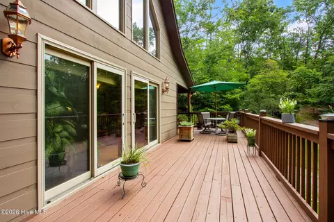 Exterior - 390 Timberwood Hills Rd, Murphy, NC 28906 photo 5 of 27