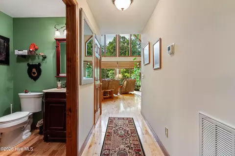 Entry Way - 390 Timberwood Hills Rd, Murphy, NC 28906 photo 4 of 10