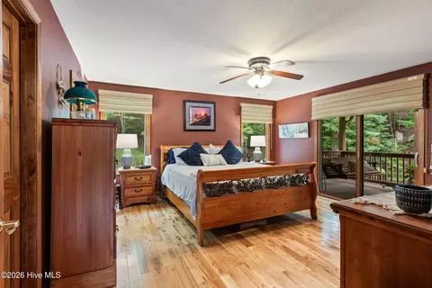 Bedroom - 390 Timberwood Hills Rd, Murphy, NC 28906 photo 1 of 10