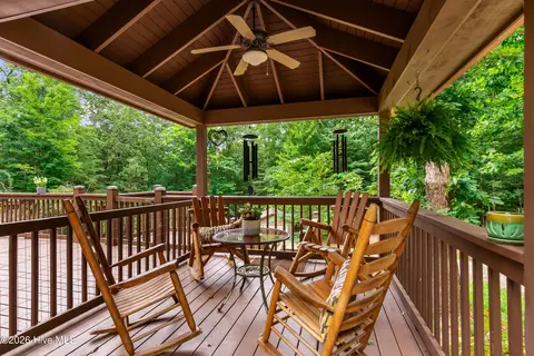 Exterior - 390 Timberwood Hills Rd, Murphy, NC 28906 photo 16 of 27