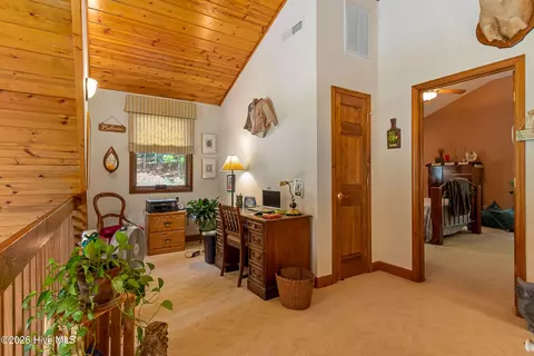 Entry Way - 390 Timberwood Hills Rd, Murphy, NC 28906 photo 6 of 10