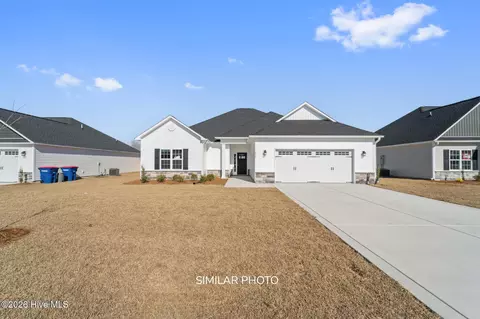 721 Regiment Rd, Jacksonville, NC 28546