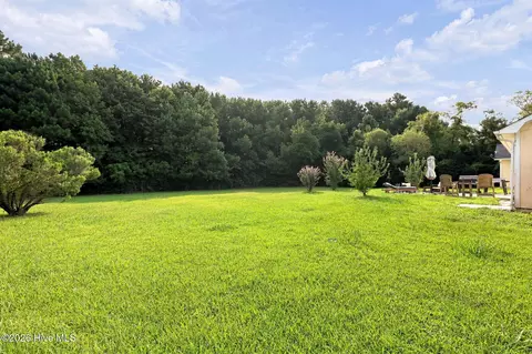 Exterior - 204 Stag Ct, Hubert, NC 28539 photo 7 of 9