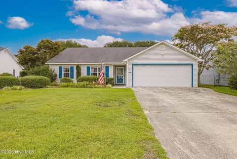 608 Brook St, Morehead City, NC 28557