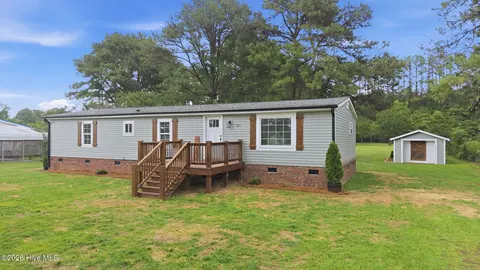 9111 Pace Rd, Bailey, NC 27807