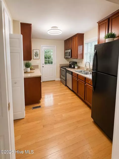 Kitchen - 108 Arlee Dr, Hamlet, NC 28345 photo 1 of 1