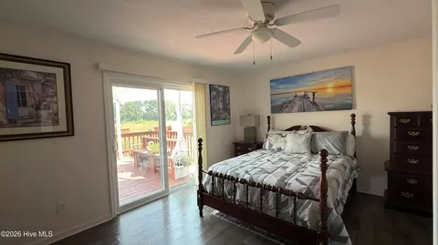 Bedroom - 683 Cedar Pt, Vass, NC 28394 photo 3 of 6