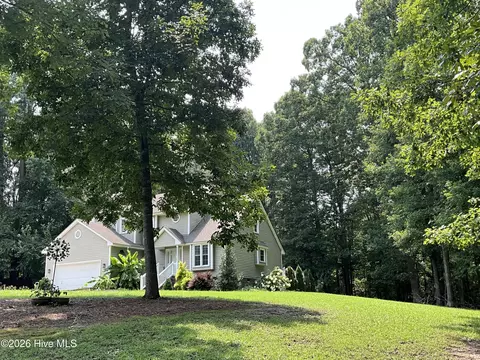 7808 Bridgeview Rd, Rocky Mount, NC 27803