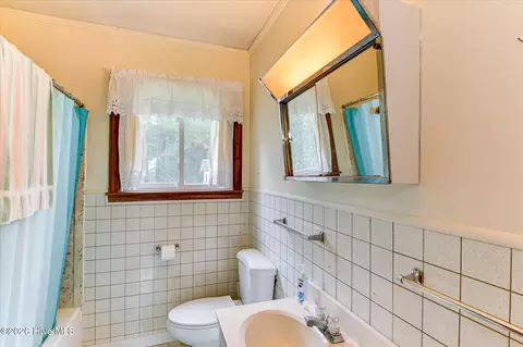Bath - 3223 Ware Rd, Augusta, GA 30909 photo 1 of 1