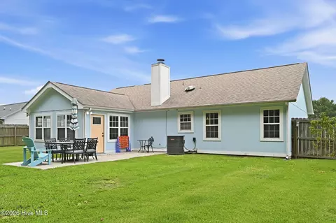 Exterior - 121 Daphne Dr, Hubert, NC 28539 photo 7 of 14