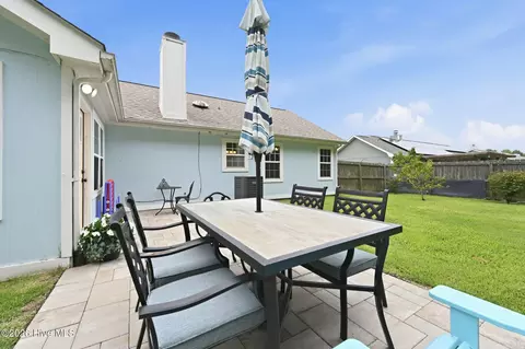 Exterior - 121 Daphne Dr, Hubert, NC 28539 photo 9 of 14