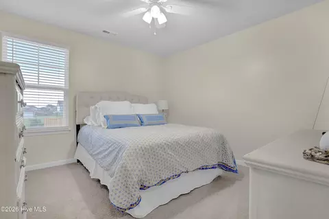 Bedroom - 111 Colonial Heights Dr, Hampstead, NC 28443 photo 3 of 6