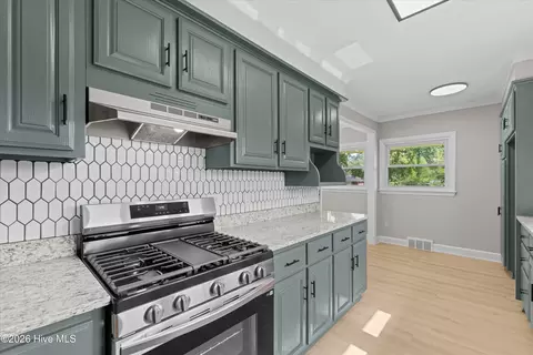 Kitchen - 2814 Keeling Pl, Augusta, GA 30909 photo 4 of 5
