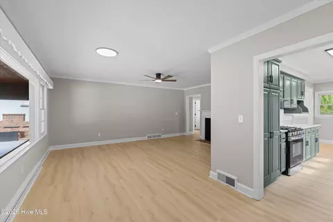 Living - 2814 Keeling Pl, Augusta, GA 30909 photo 6 of 10