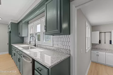 Kitchen - 2814 Keeling Pl, Augusta, GA 30909 photo 2 of 5