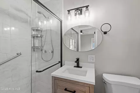 Bath - 2814 Keeling Pl, Augusta, GA 30909 photo 2 of 2