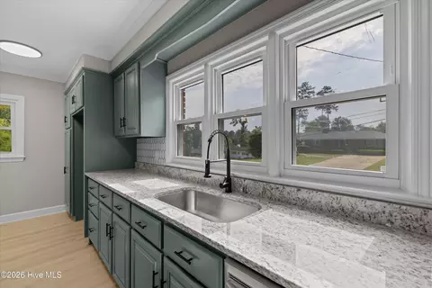 Kitchen - 2814 Keeling Pl, Augusta, GA 30909 photo 3 of 5