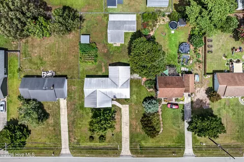 View/Area - 282 Riggs Rd, Hubert, NC 28539 photo 2 of 5