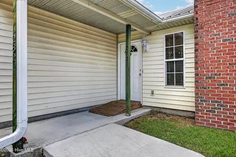 Exterior - 282 Riggs Rd, Hubert, NC 28539 photo 2 of 9