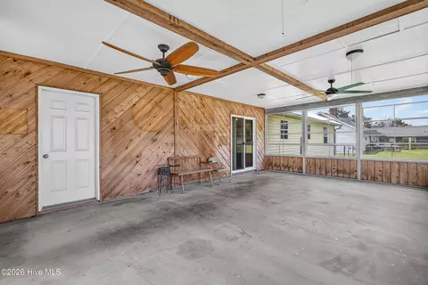 Exterior - 282 Riggs Rd, Hubert, NC 28539 photo 4 of 9