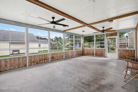 Exterior - 282 Riggs Rd, Hubert, NC 28539 photo 3 of 9