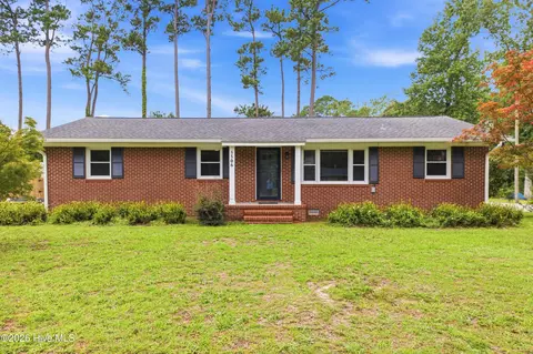 5506 Andover Rd, Wilmington, NC 28403