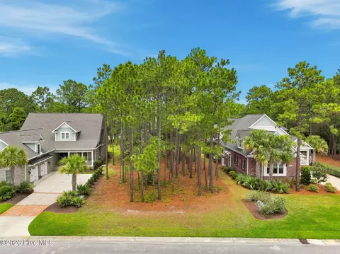 6786 Summerhill Gln SW, Ocean Isle Beach, NC 28469