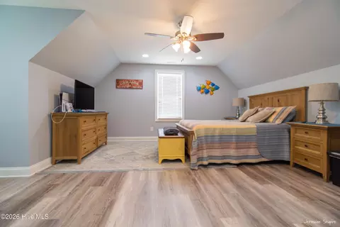 Bedroom - 101 Beaver Trl, Hubert, NC 28539 photo 7 of 8