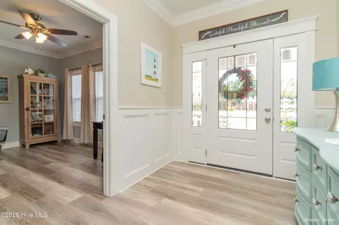 Entry Way - 101 Beaver Trl, Hubert, NC 28539 photo 2 of 3