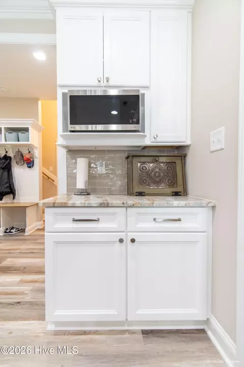 Kitchen - 101 Beaver Trl, Hubert, NC 28539 photo 4 of 4