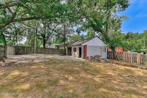 Exterior - 2721 Fleming Dr, Augusta, GA 30906 photo 3 of 5