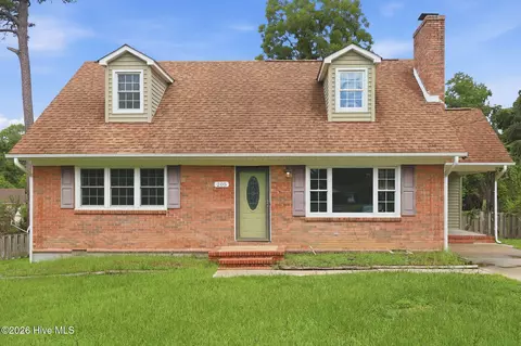 205 Jupiter Ct, Jacksonville, NC 28546