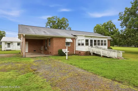 2888 Bell Arthur Rd, Greenville, NC 27834