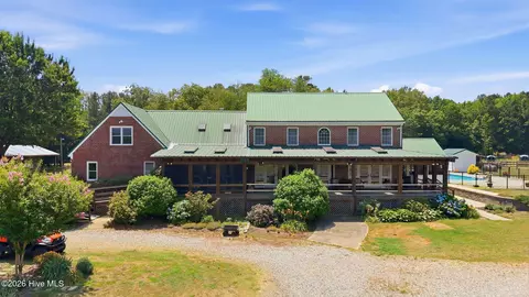 1527 W Castalia Rd, Nashville, NC 27856