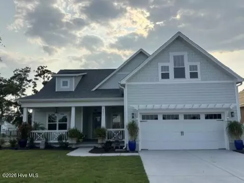 2250 Crescent Bay Dr, Southport, NC 28461