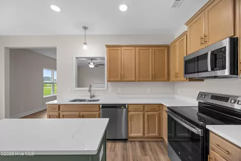 Kitchen - 416 Fore Pl, Jacksonville, NC 28540 photo 4 of 4