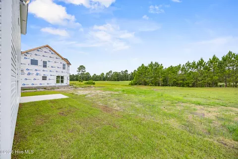 Exterior - 416 Fore Pl, Jacksonville, NC 28540 photo 8 of 20