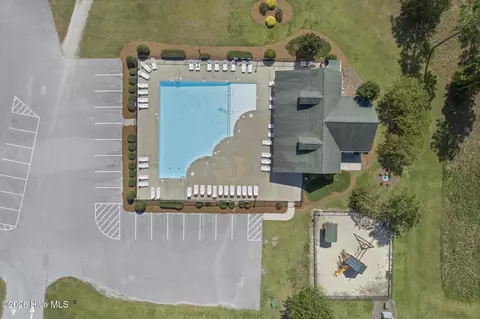 Exterior - 416 Fore Pl, Jacksonville, NC 28540 photo 10 of 20