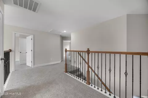 Entry Way - 423 Fore Pl, Jacksonville, NC 28540 photo 8 of 11