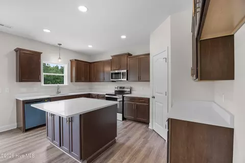 Kitchen - 423 Fore Pl, Jacksonville, NC 28540 photo 1 of 4