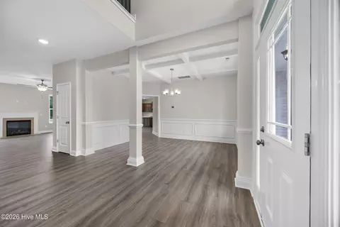 Entry Way - 423 Fore Pl, Jacksonville, NC 28540 photo 1 of 11