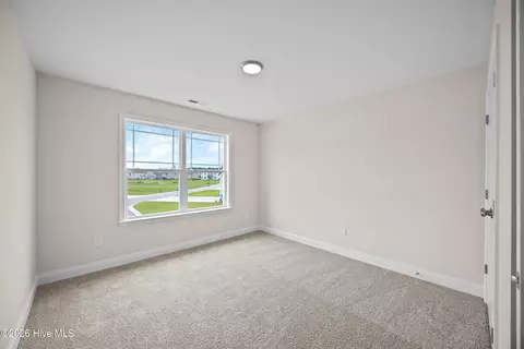 Bedroom - 423 Fore Pl, Jacksonville, NC 28540 photo 4 of 7